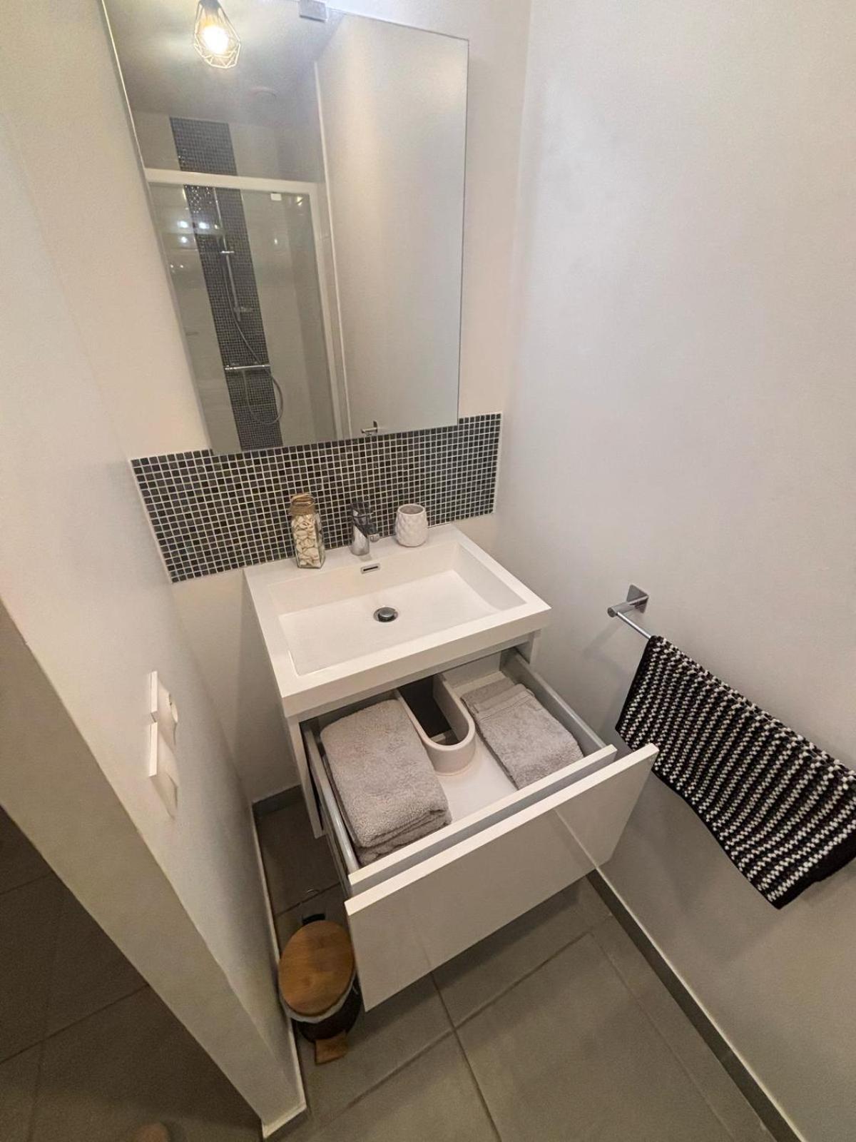 Appartement En Aveyron Aubin  외부 사진